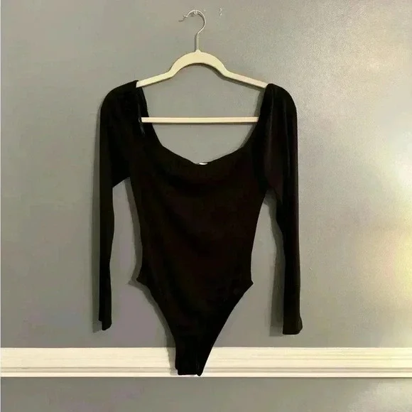 bodysuit - Picture 2 of 3